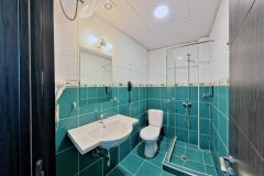 Apartment-406-408-18