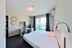 Apartment-406-408-22