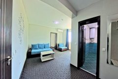 Apartment-401-403-18