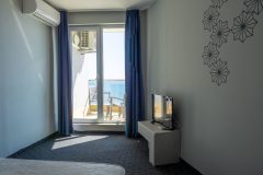 Apartment-401-403-5