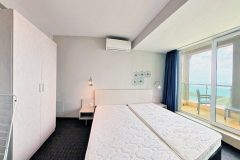 Apartment-701-703-16
